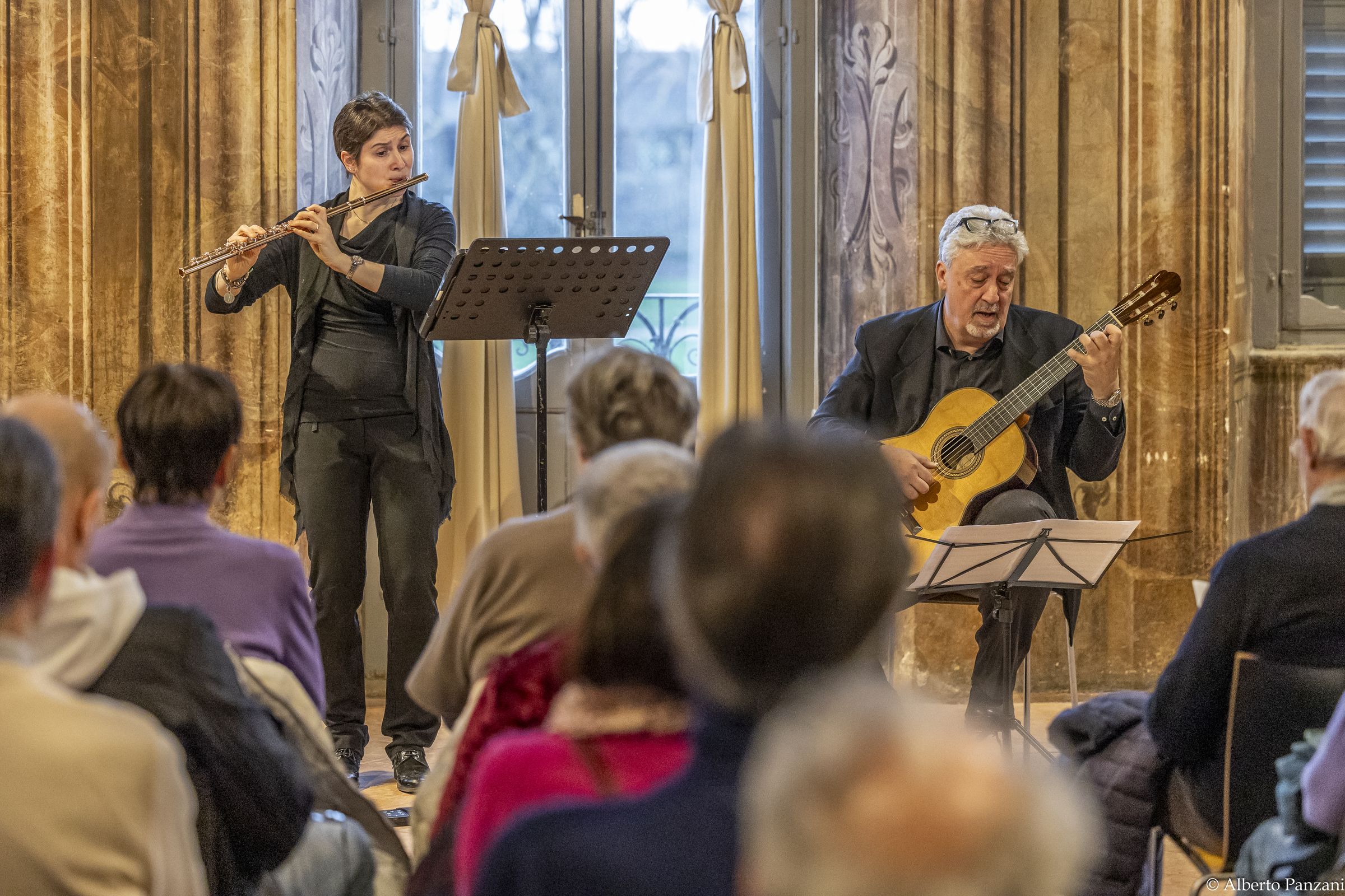 Matteo Staffini in concerto in duo con flauto